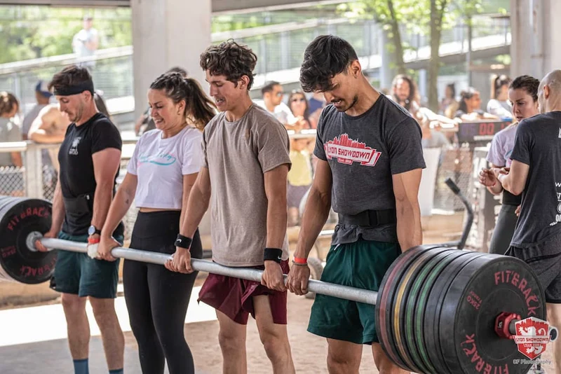 Fat Barre Team - StrongMan
