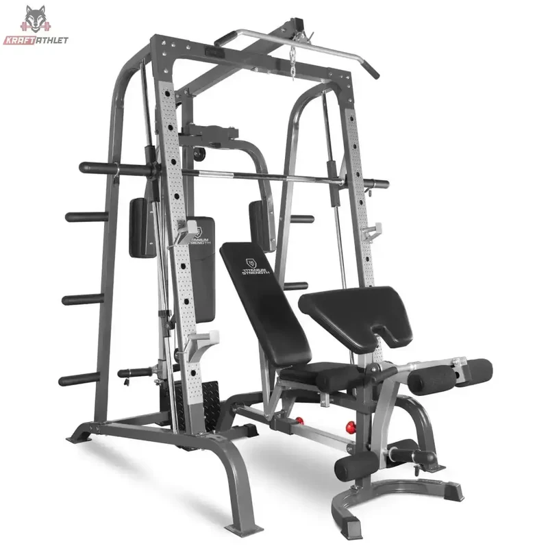 Smith Machine mit Hohem und Niedrigem Kabelzug + Verstellbarer Bank LE23 mit Beinstrecker, Pec Dec und Scott Bench 180SP Titanium Strength